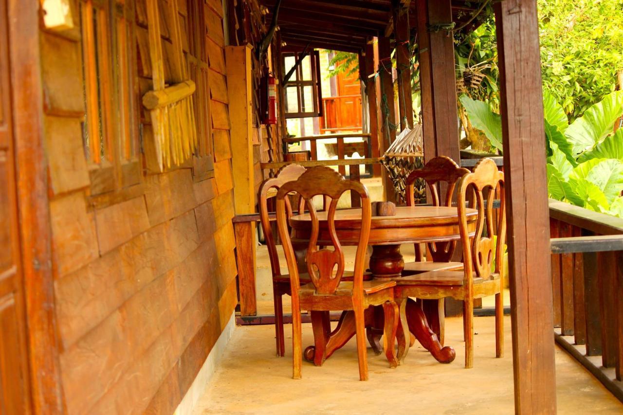 Sabaidee Guesthouse & Restaurant Nam Theun Eksteriør billede